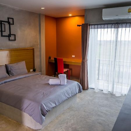 B3 Hotel Nakhon Si Thammarat Esterno foto