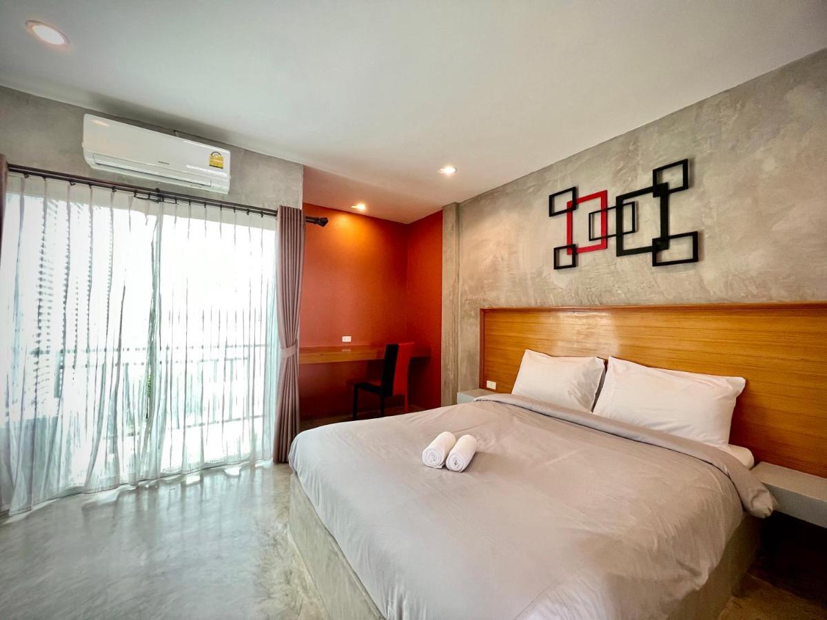 B3 Hotel Nakhon Si Thammarat Esterno foto